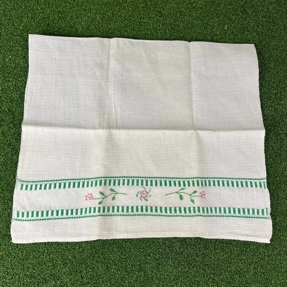 Vintage Cannon Classic White Embroidered Floral Cotton Towel 17